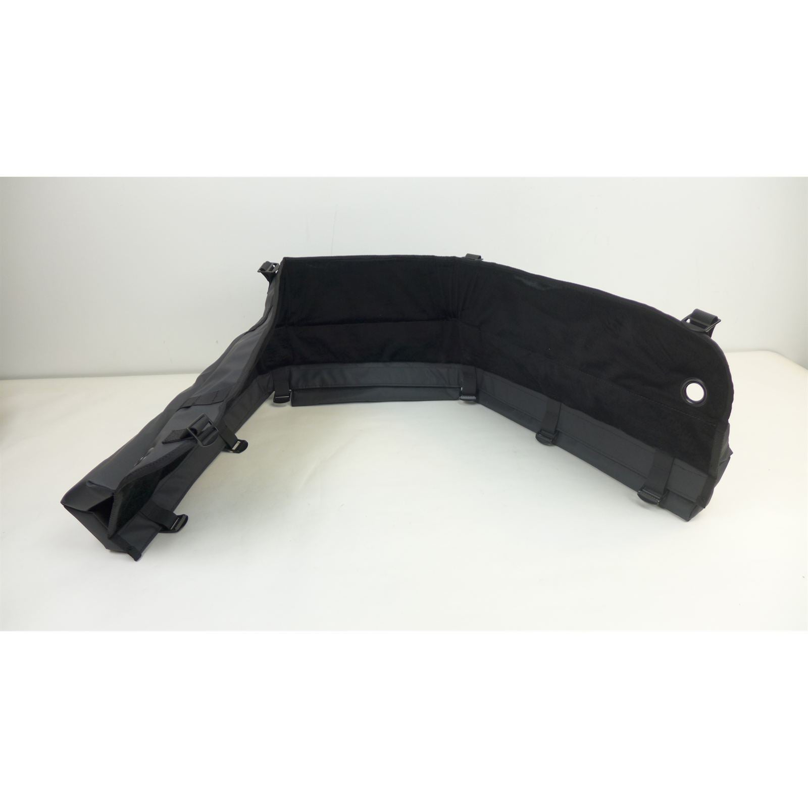 Race Face T3 Tailgate Pad  Tailgate Pad  Mid Size Pickup OPEN BOX [MPN: RFFBT3TAUBLA07]_2395978