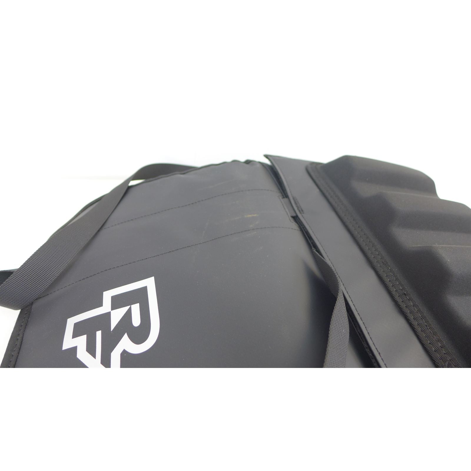Race Face T3 Tailgate Pad  Tailgate Pad  Mid Size Pickup OPEN BOX [MPN: RFFBT3TAUBLA07]_2395981