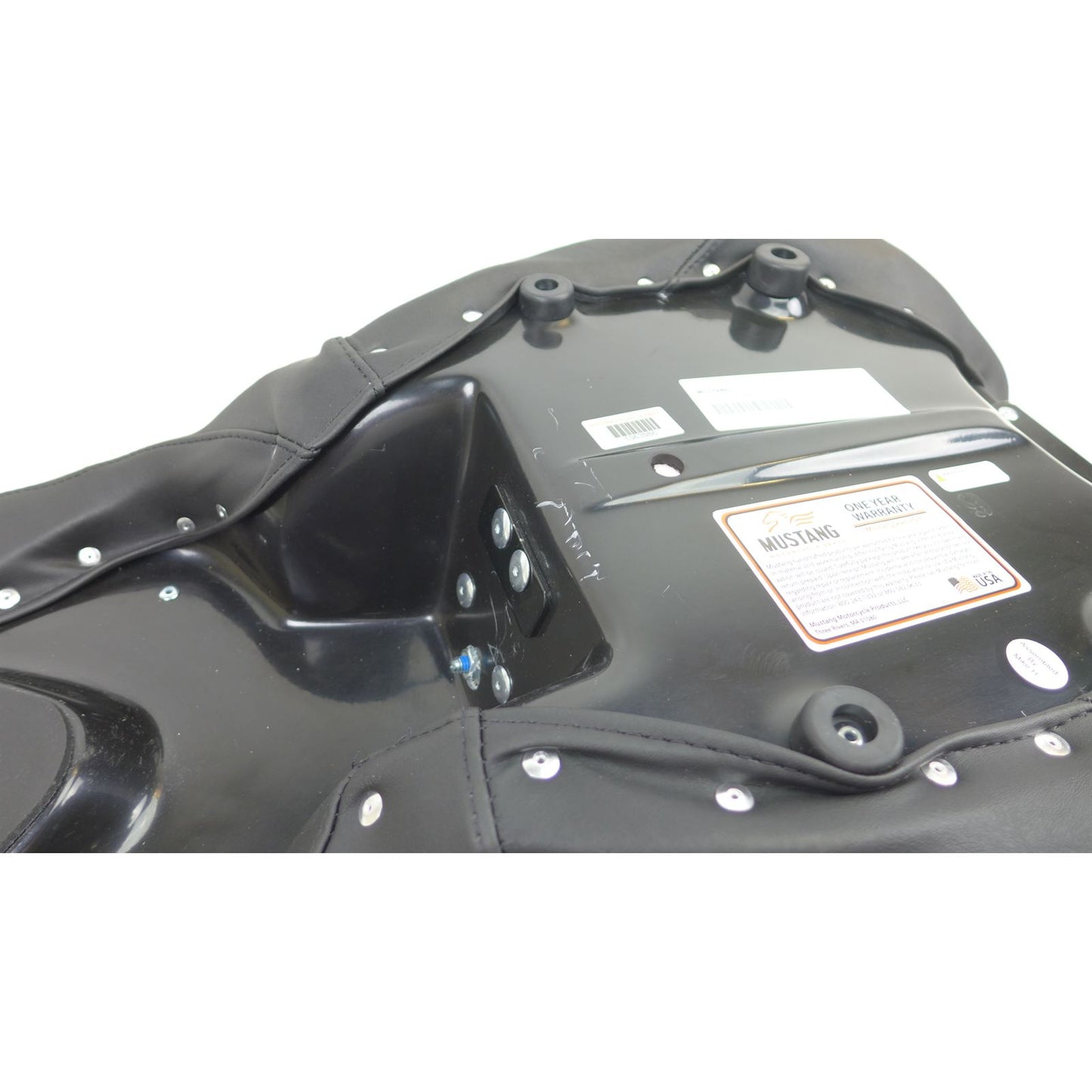 Mustang Motorcycle Products Lowdown Seat w/Driver Backrest Plain OPEN BOX [MPN: 79703]_2573999