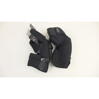 100% Fortis Knee Guards - Black - L/XL OPEN BOX [MPN: 70007-00002]_2573976