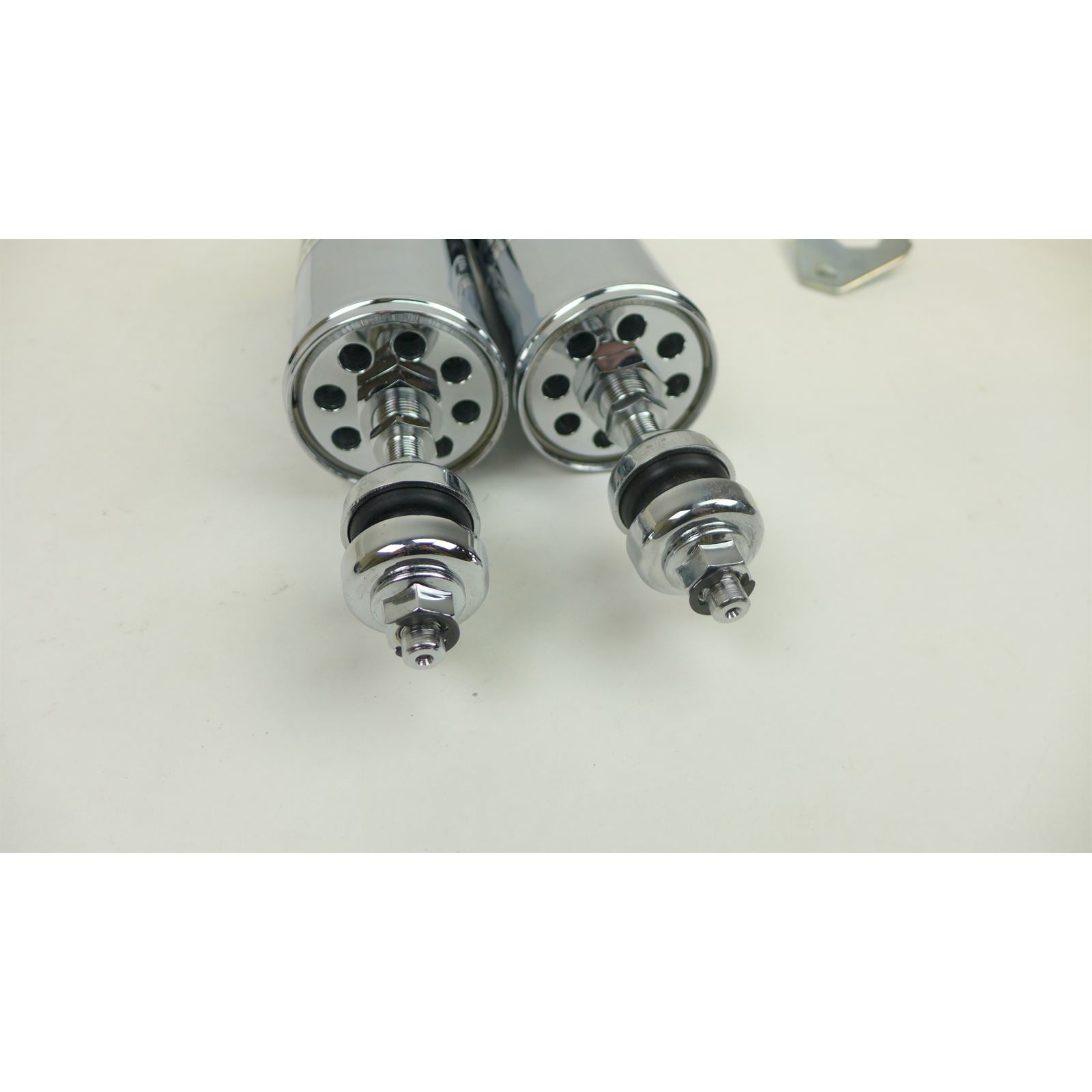 Progressive Suspension 422 Adjustable Shocks - Chrome - Std OPEN BOX [MPN: 422-4037C]_2582998
