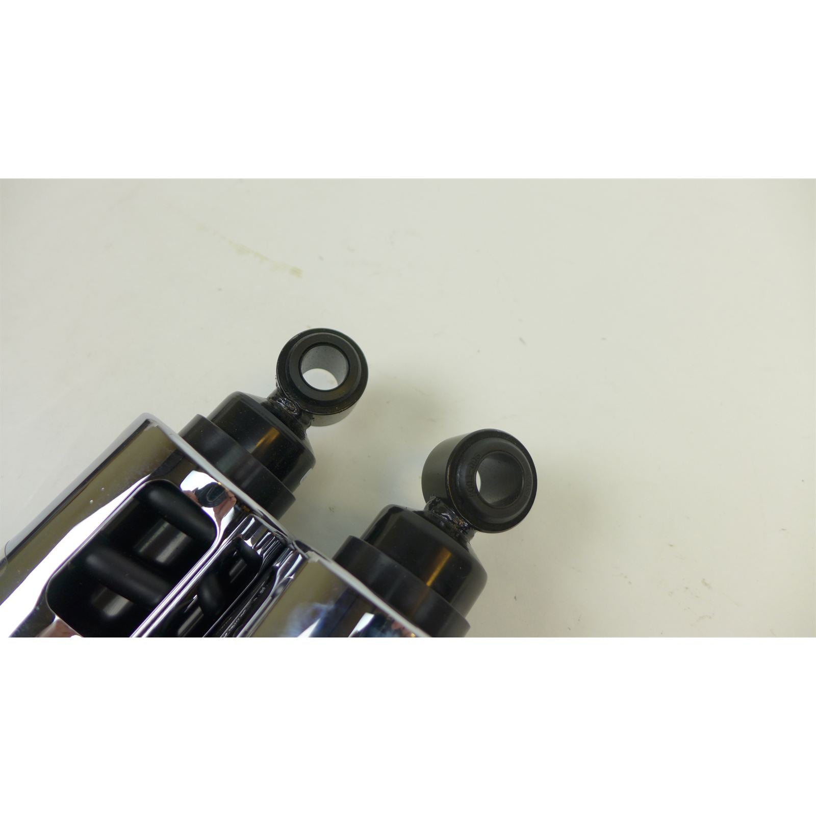 Progressive Suspension 422 Adjustable Shocks - Chrome - Std OPEN BOX [MPN: 422-4037C]_2582999