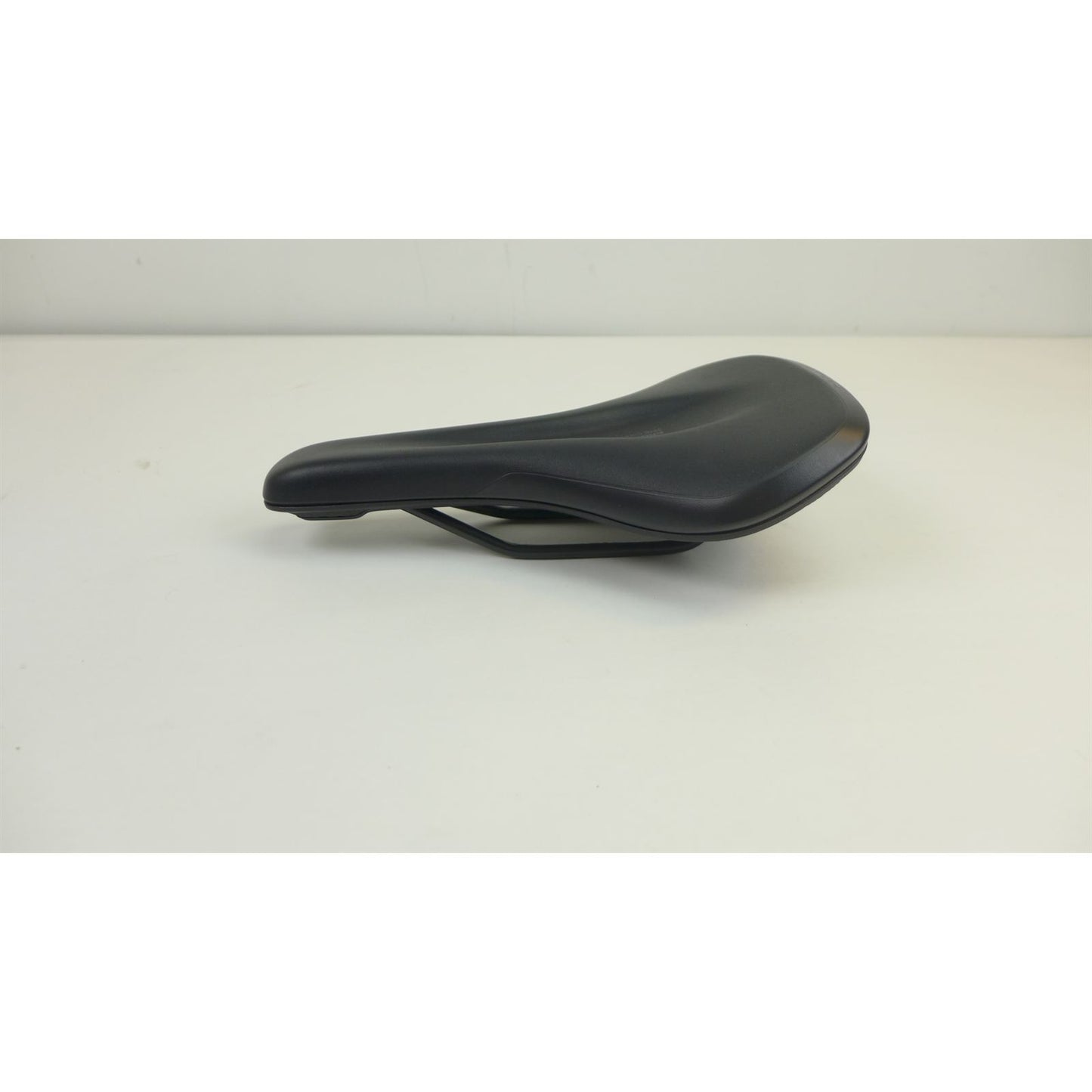 Ergon SMC Core Men's Saddle - SM/MD, Black/Gray OPEN BOX [MPN: 44030060]_2656155