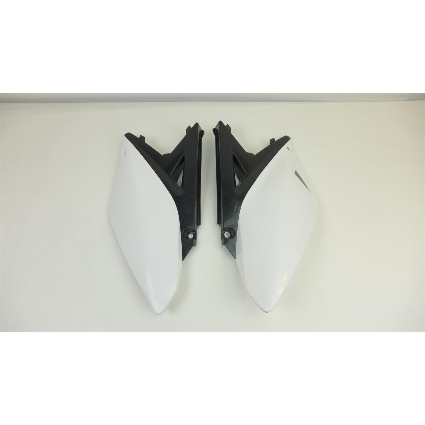 Polisport Side Panels for RMZ250 - Color 13 Black/White OPEN BOX [MPN: 8605200007]_2714845