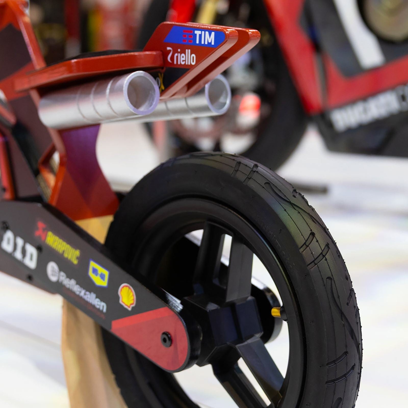 Kiddimoto Ducati Desmo GP25 Balance Bike - Red/Black [MPN: KDBGP]_2715928