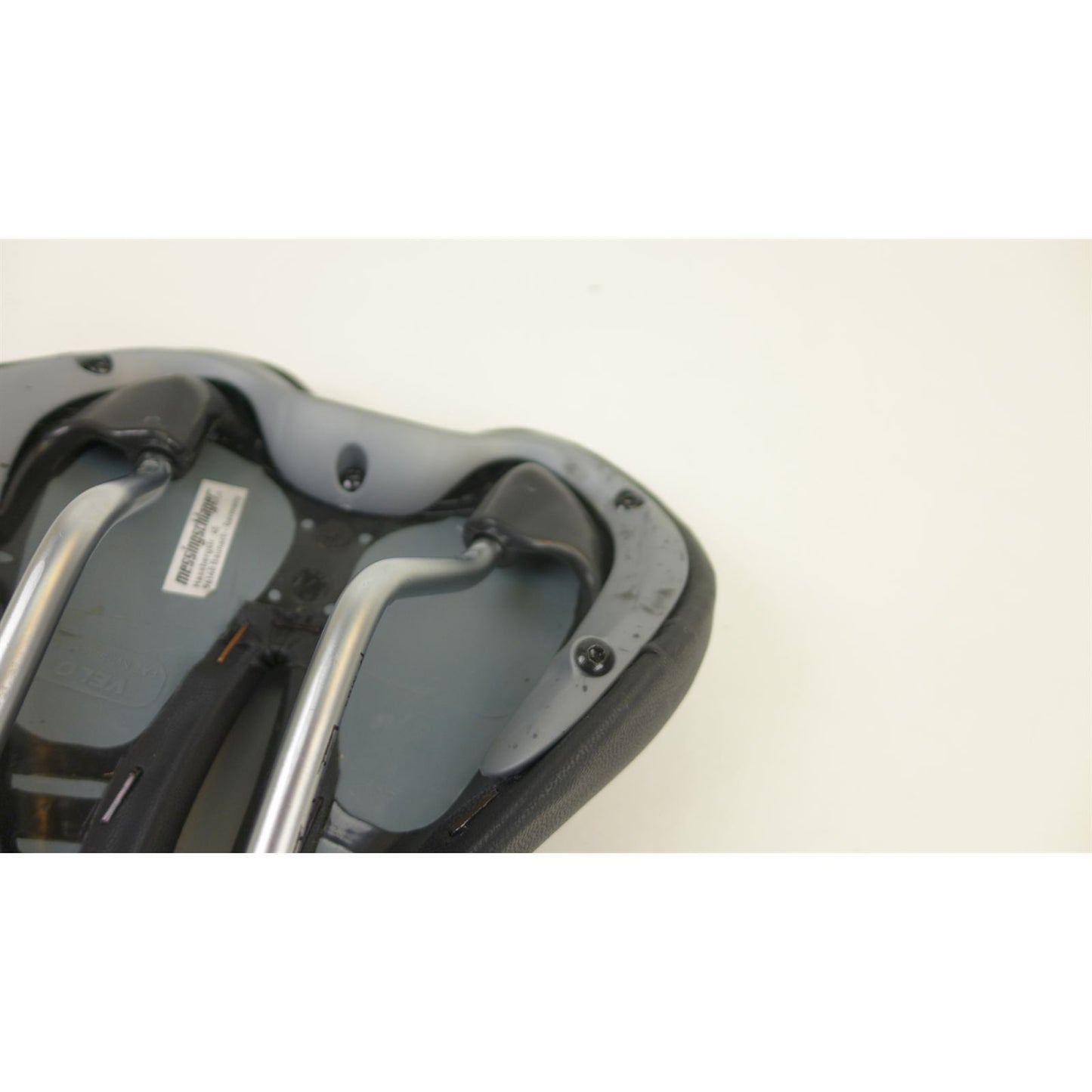 Velo WC Touring Saddle 250 x 168mm 318g - Black OPEN BOX [MPN: 250337]_2720144