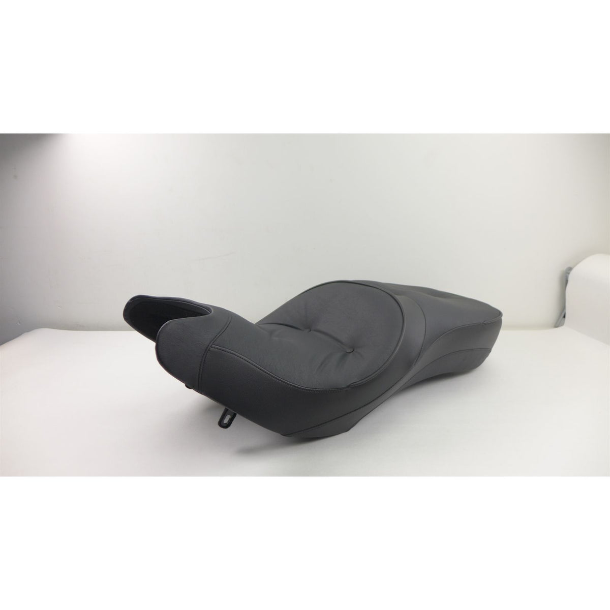 Drag Specialties Low Profile Seat - Pillow - Cross Country OPEN BOX [MPN: 0810-1542]_2764916