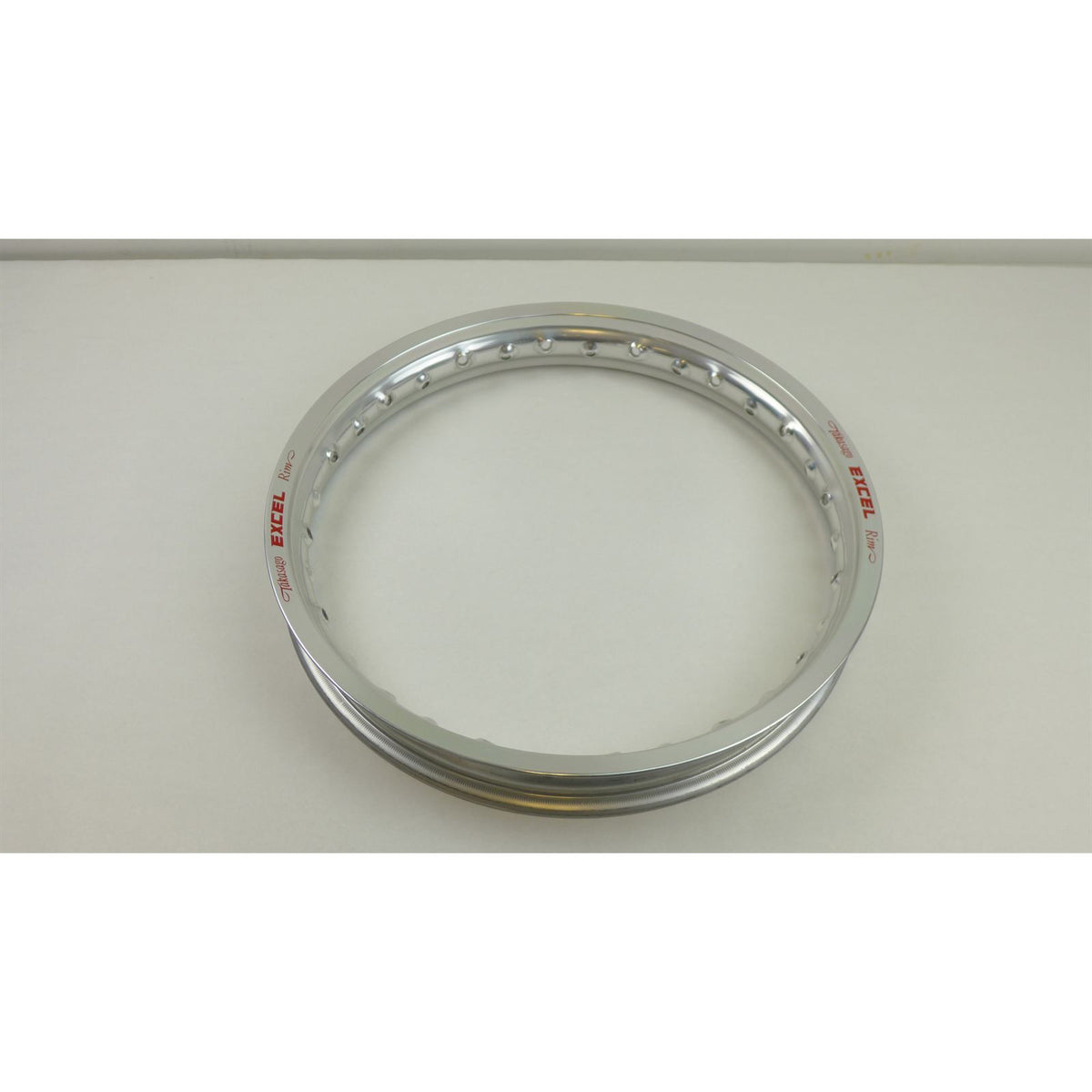 Excel Rim Rim Silver 2.15X18" 32H OPEN BOX [MPN: FES411]_2764980
