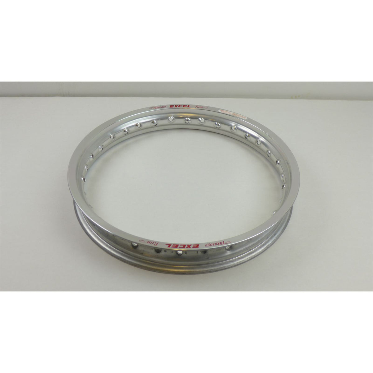 Excel Rim Rim Silver 2.15X18" 32H OPEN BOX [MPN: FES411]_2764981
