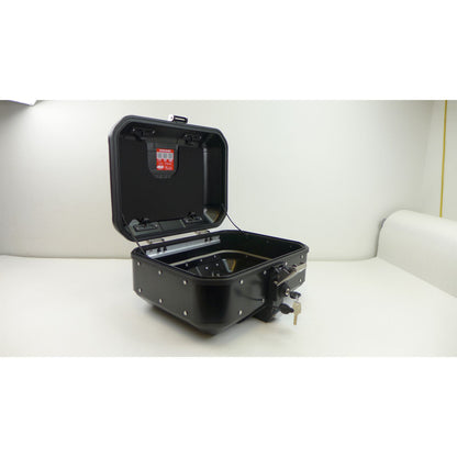 Givi Dolomiti Case - 30L - Black OPEN BOX [MPN: DLM30B]_2765042