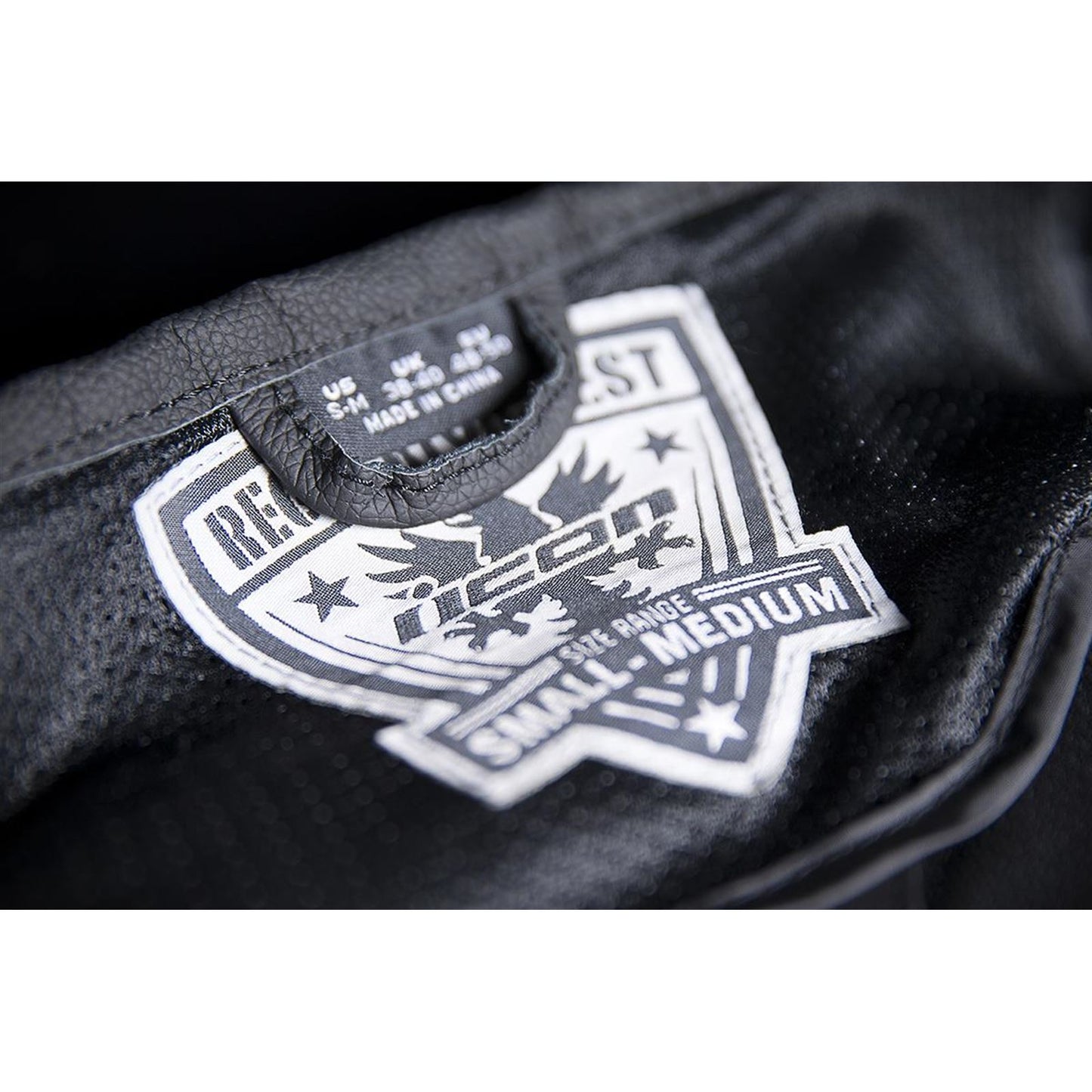 Icon Regulator™ D3O® Vest - Black - Small/Medium 2830-0391_234427