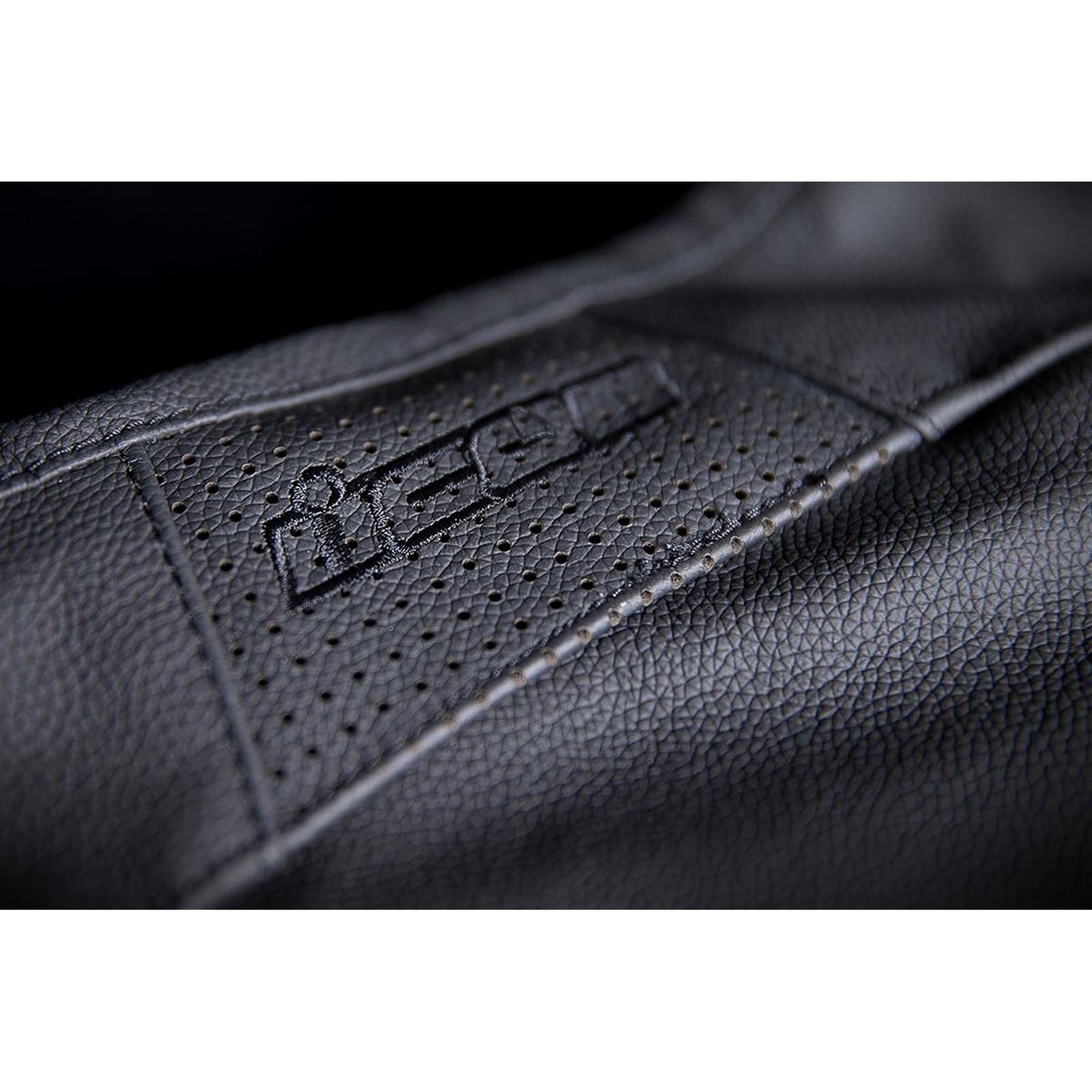 Icon Regulator™ D3O® Vest - Black - Large/X-Large 2830-0392_234440