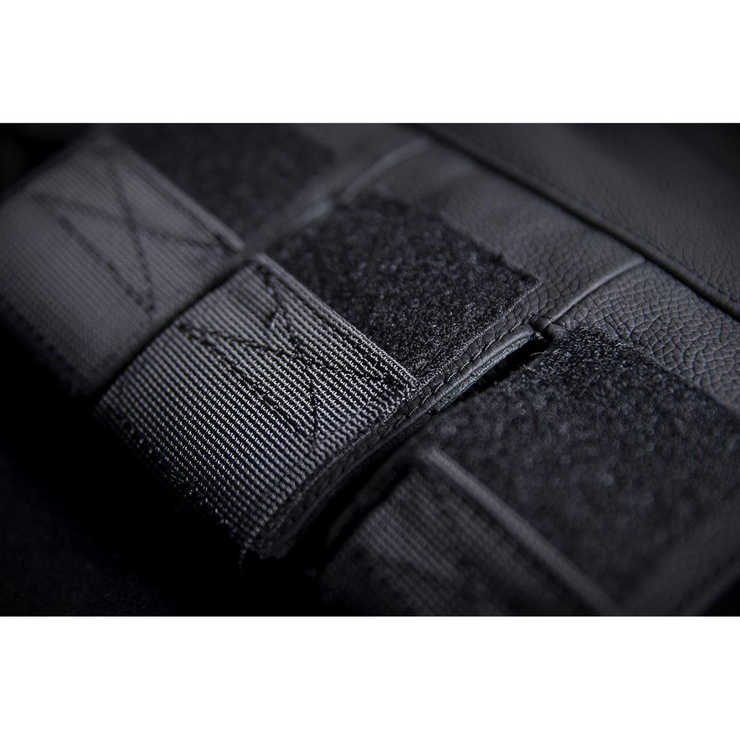 Icon Regulator™ D3O® Vest - Black - Large/X-Large 2830-0392_234447