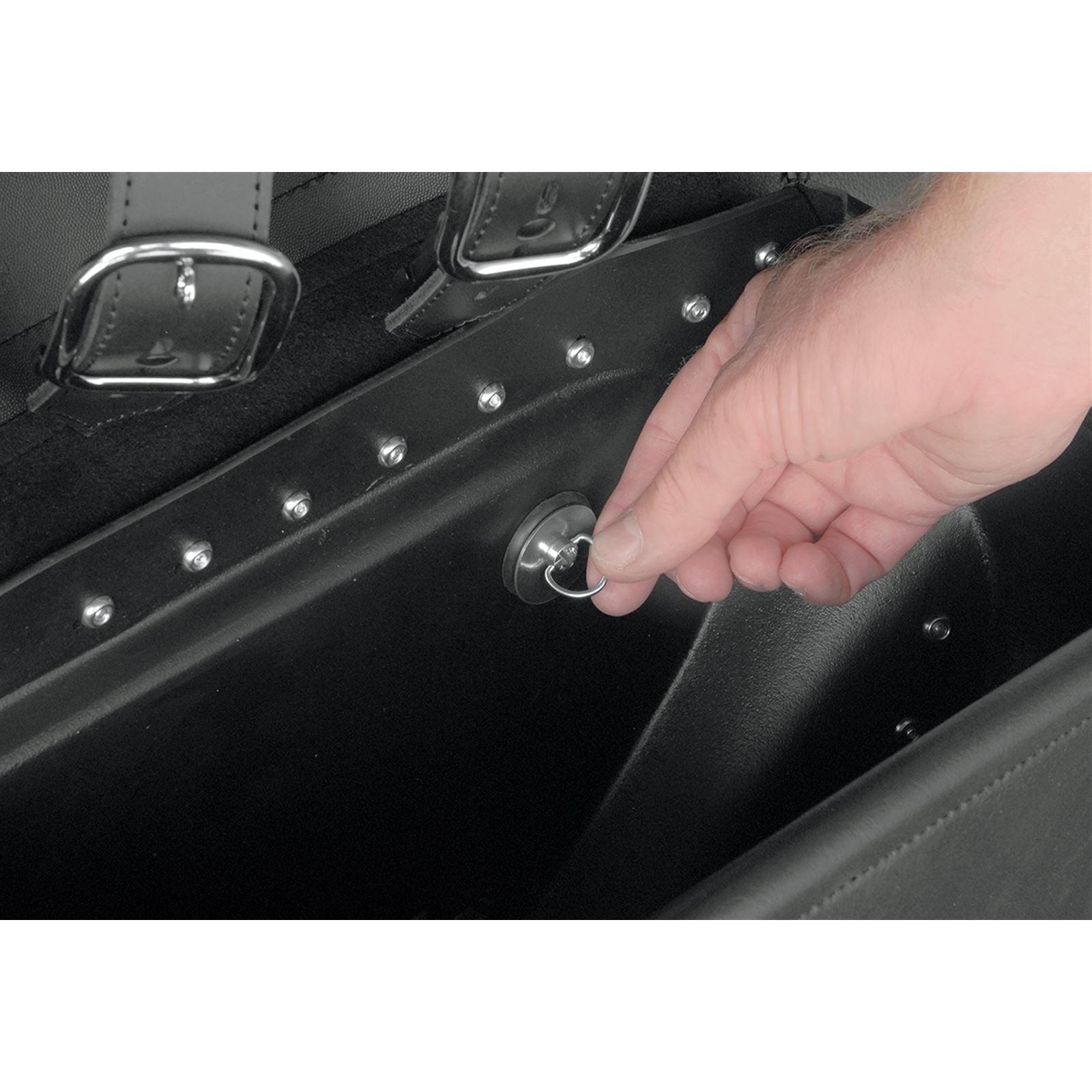 Saddlemen Drifter Rigid Slant Saddlebag - Black 3501-0232_550557