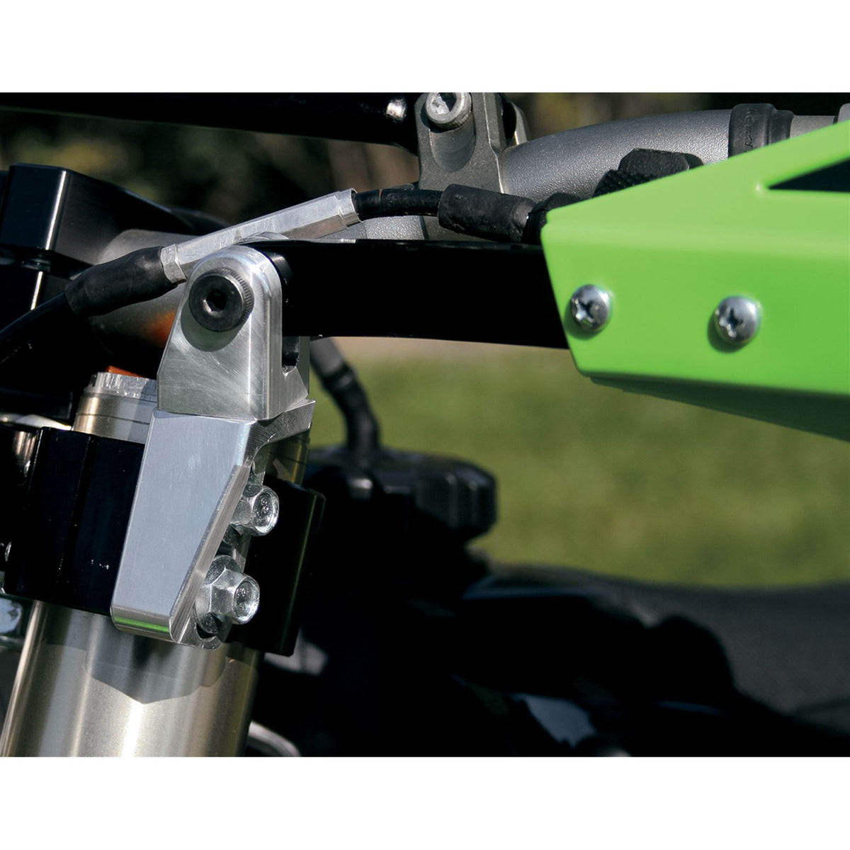 G2 Ergonomics Mongo Handguard Clamp [MPN: 60-501]_389960