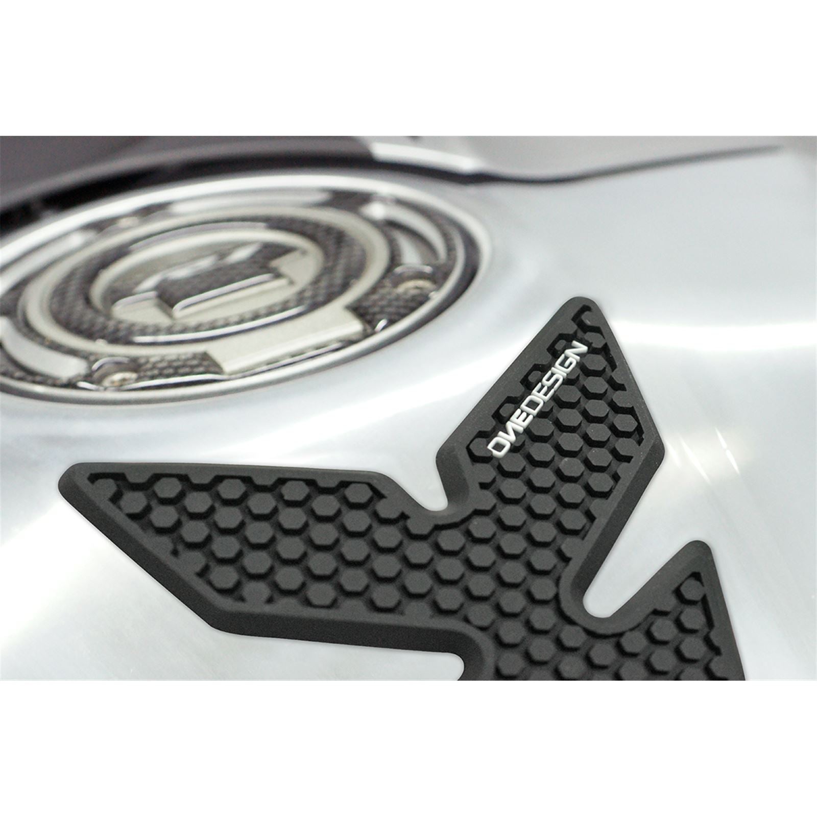 Puig Tank Pad - Black - Tire 9939N_460991