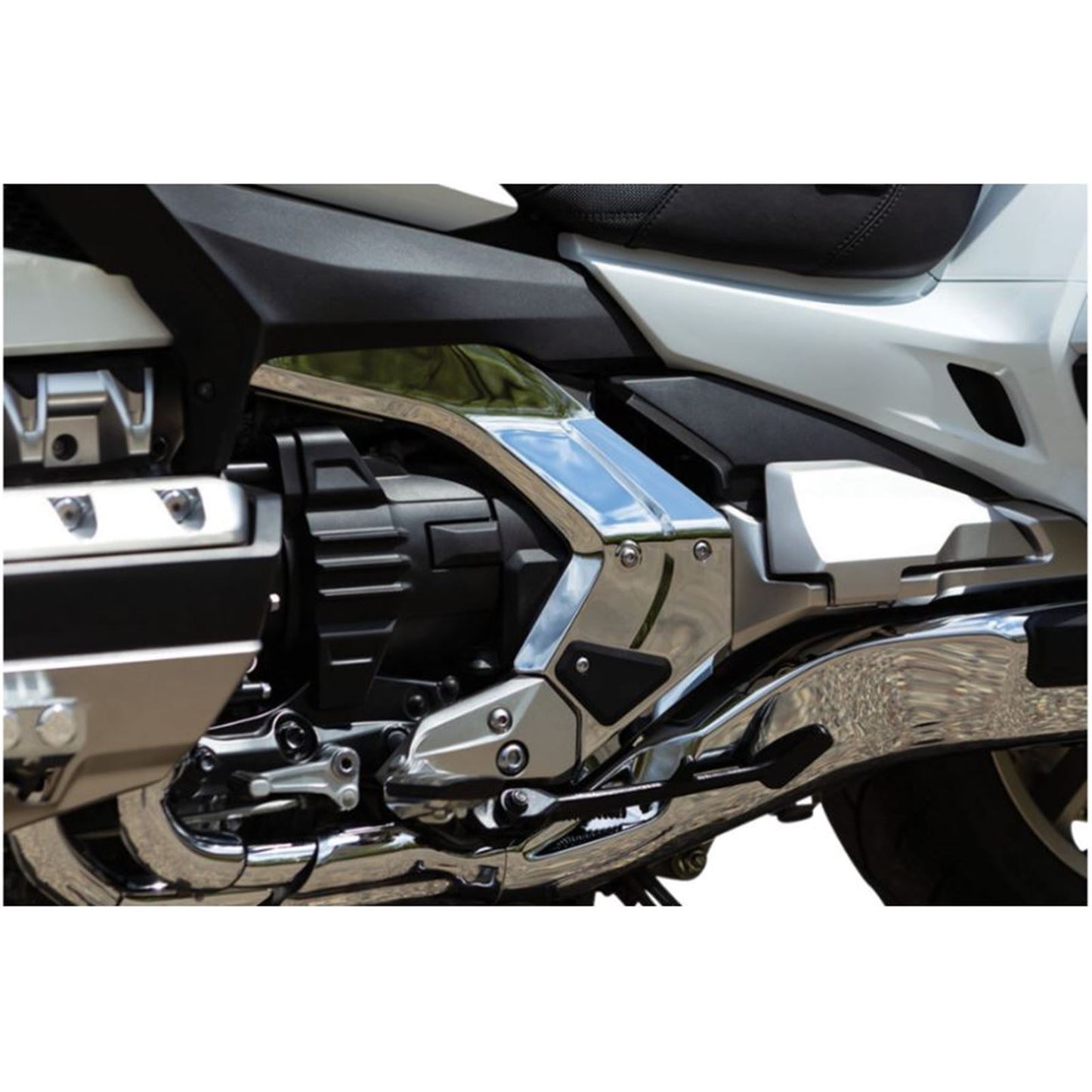 Kuryakyn Omni Frame Cover - Chrome 3273_683518