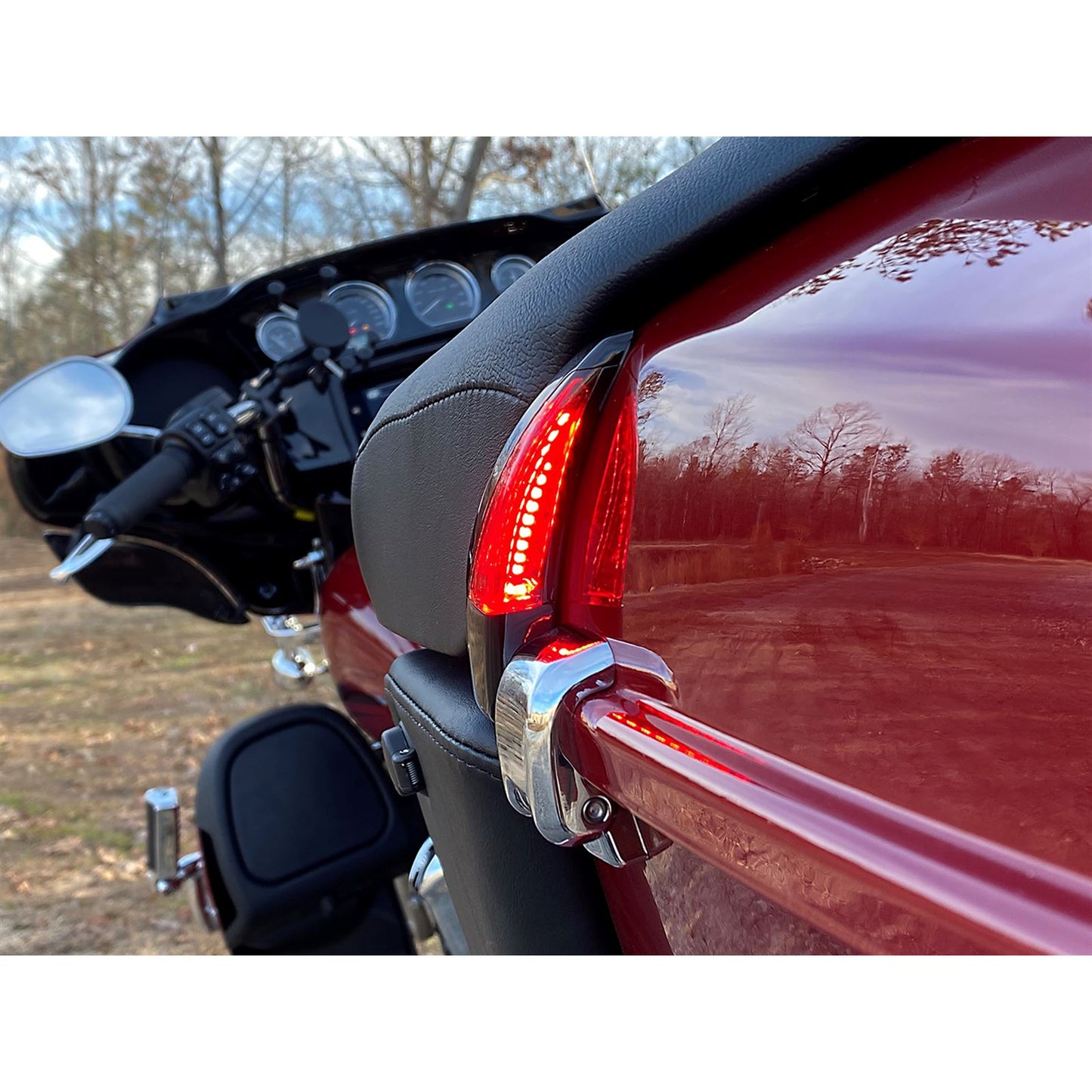 Custom Dynamics Sequential Tour Pak Seat Back Rest LED Lights - Black/Red - CVO CD-TPBR-14BCMRB_1044083