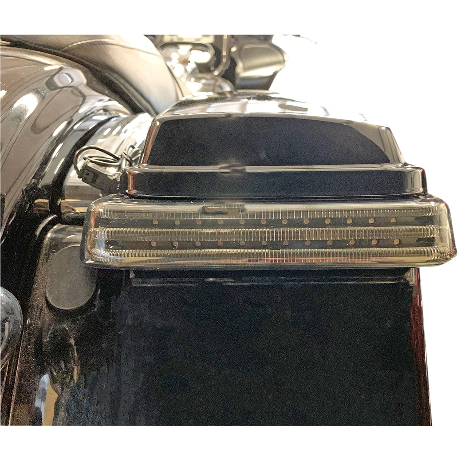 Custom Dynamics Saddlebag LED Lights - Sequential - Black/Smoke PB-SBSEQ-BCM4BS_1046610